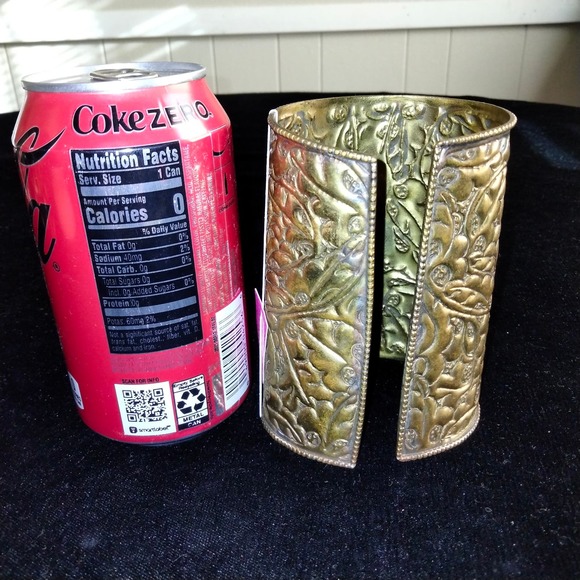 Iris Apfel & Bajalia Brass Turquoise & Coral Inlay HUGE Statement Cuff Bracelet - Picture 12 of 16